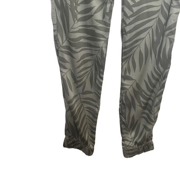 NWT C&C California Lyocell Green Fern Palm Print Pull On Joggers Drawstring XS - Picture 3 of 8